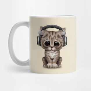 Cute Kitten Dj Wearing Headphones Mug